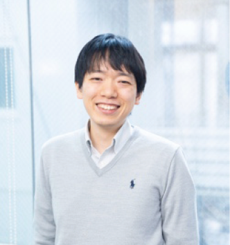 坪山 幸太郎　東京大学 生産技術研究所 講師 （坪山氏提供）2016年	東京大学 医学部 卒業2019年	東京大学大学院 新領域創成科学研究科 	博士後期課程修了2019年	東京大学 定量生命科学研究所 日本学術振興会 	特別研究員（PD/CPD）2020年	Northwestern大学 日本学術振興会 特別研究員（CPD）・ Long-Term Fellowship of the Human Frontiers Science Program2023年	東京大学 生産技術研究所 生体分子設計工学分野 講師	（独立研究者）