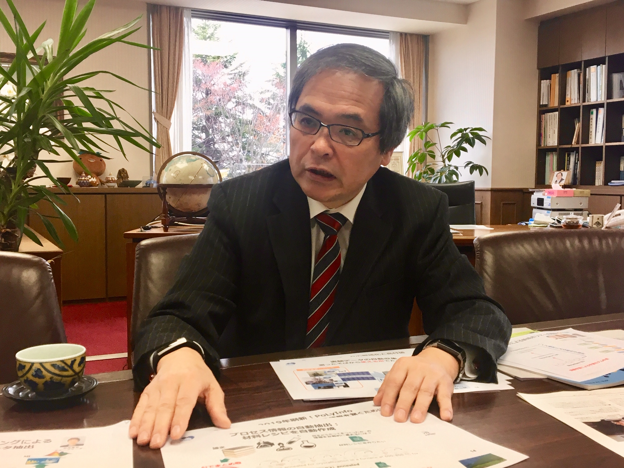 橋本 和仁 国立研究開発法人物質・材料研究機構 理事長/総合科学技術・イノベーション会議 議員