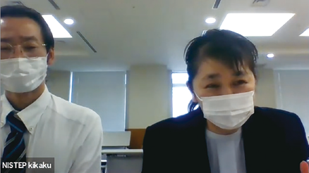 オンラインインタビュー中写真左:恐神 貴行氏。右:NISTEP佐藤、鎌田(科学技術・学術政策研究所 (NISTEP)撮影)