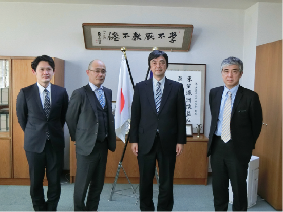 (インタビューを終えて) (左から)NISTEP黒木、松本、東京農工大学 千葉 一裕氏、NISTEP須藤(NISTEP撮影)